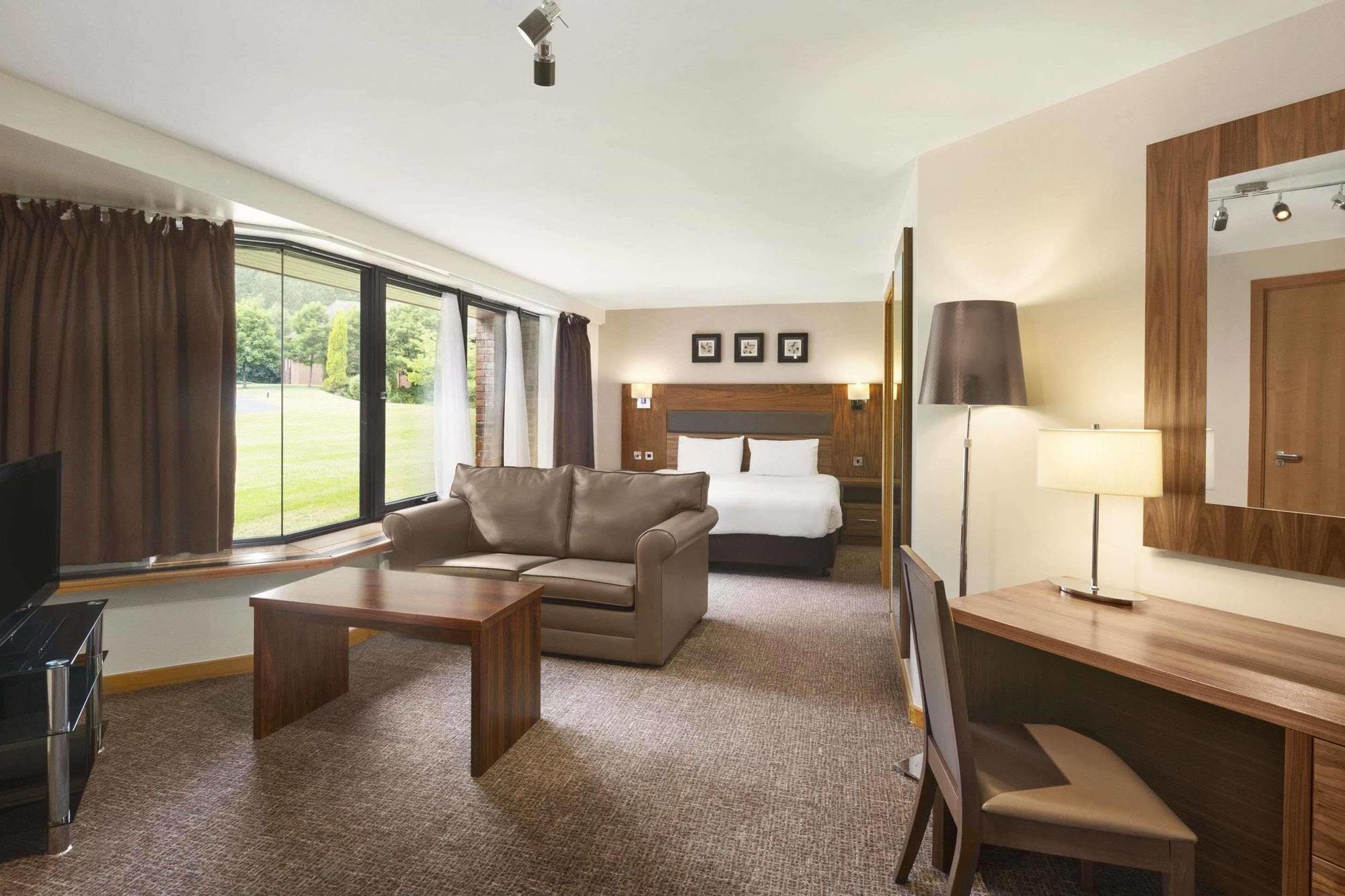 Ramada Telford Ironbridge Ξενοδοχείο Εξωτερικό φωτογραφία