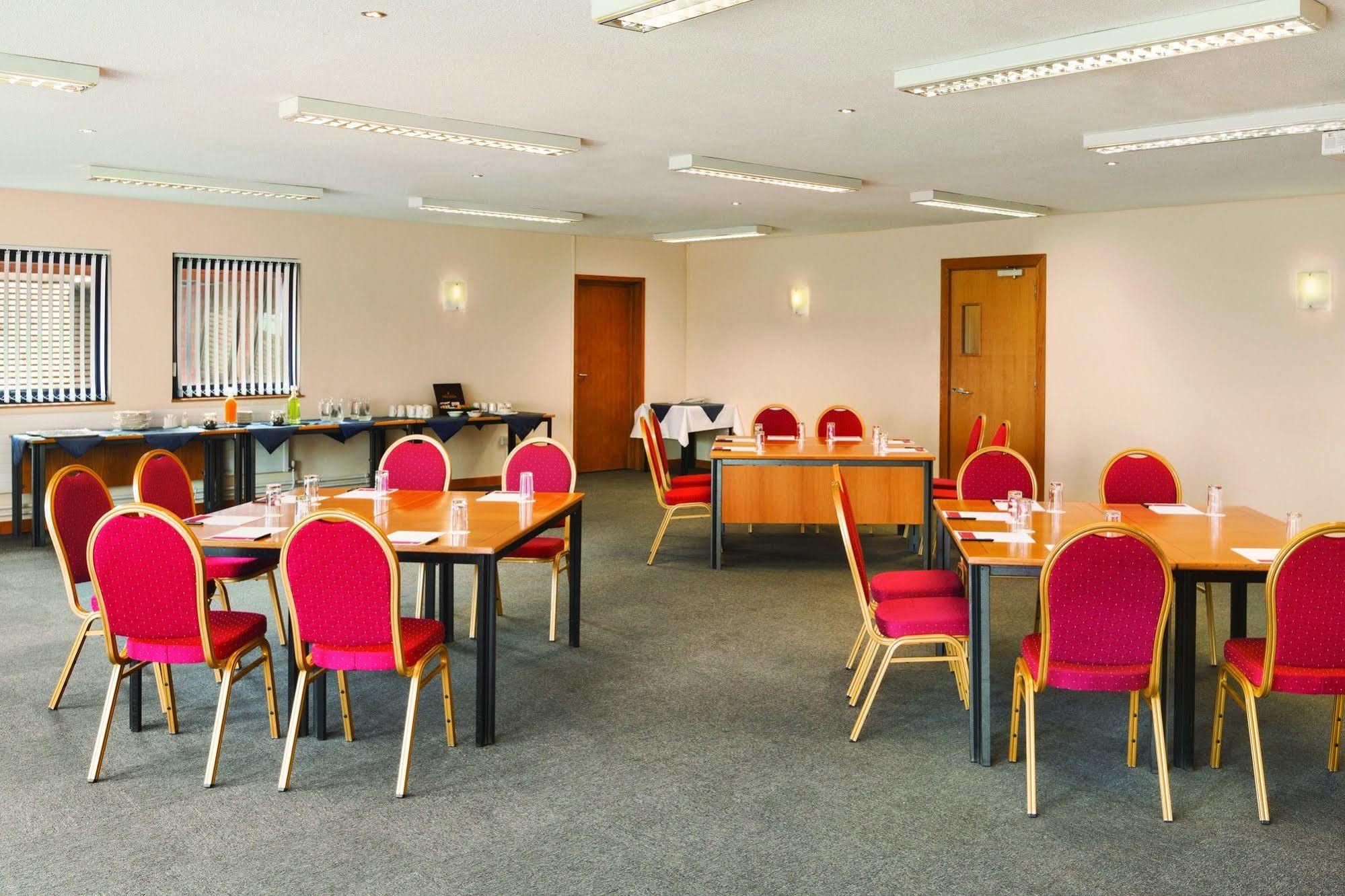 Ramada Telford Ironbridge Ξενοδοχείο Εξωτερικό φωτογραφία